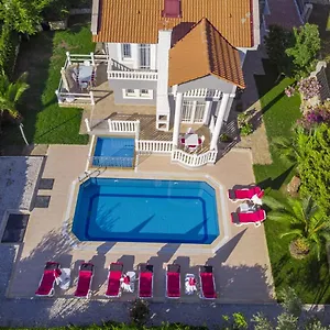 Villa Oeluedeniz Villa