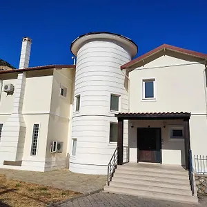 Ladywell Villa